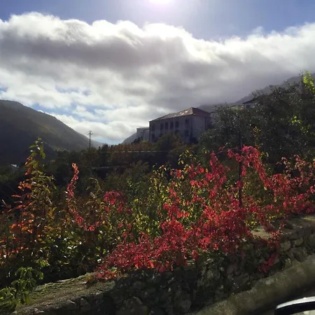 Charming House With Mountain View In Manteigas, Fireplace *