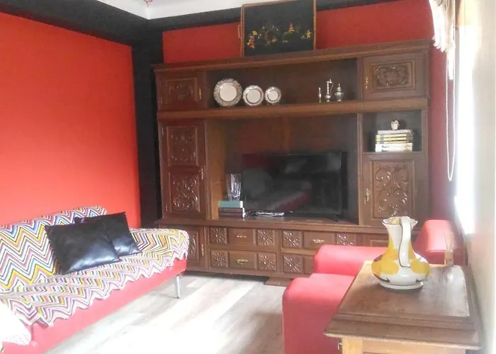 別荘 Charming House With Mountain View In Manteigas, Fireplace