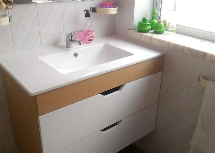 Charming House With Mountain View In Manteigas, Fireplace 別荘